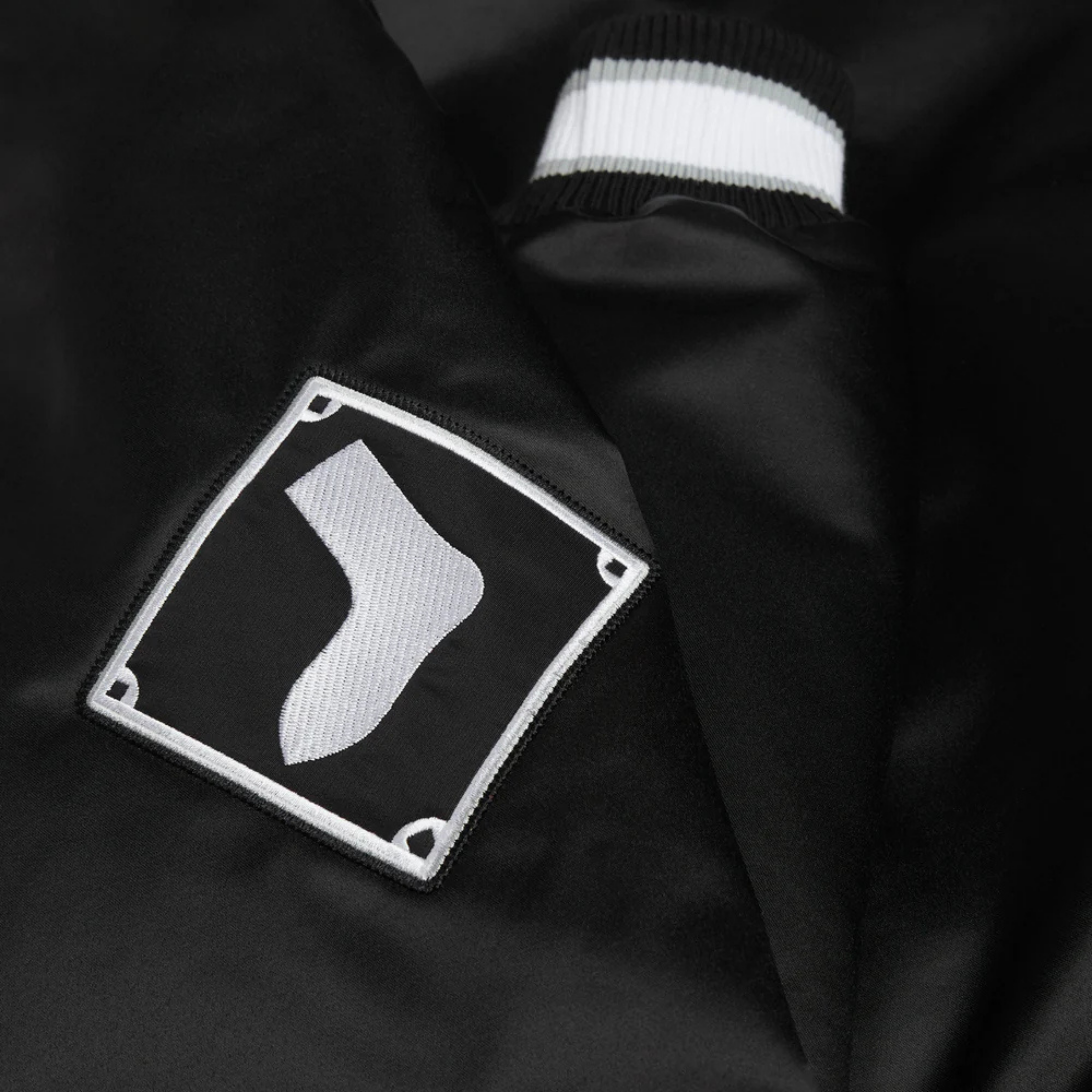 Chicago White Sox Satin Bomber sleeve logo, JacketnJoint